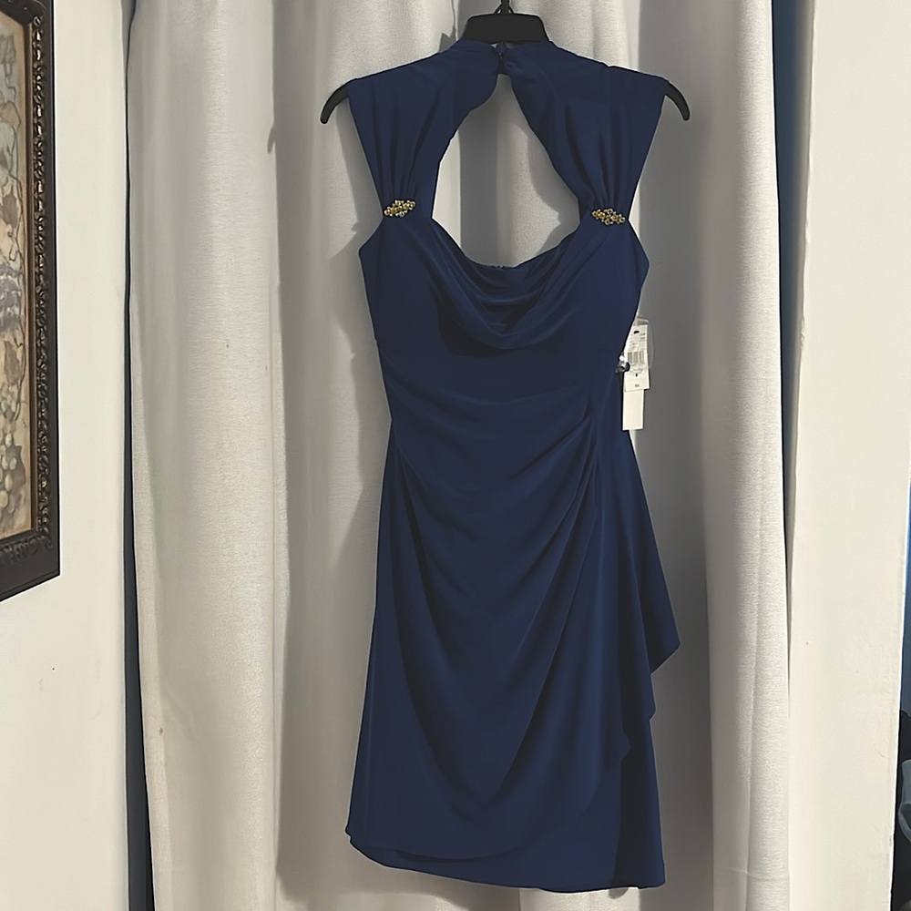 Dress stunning fit Never worn.